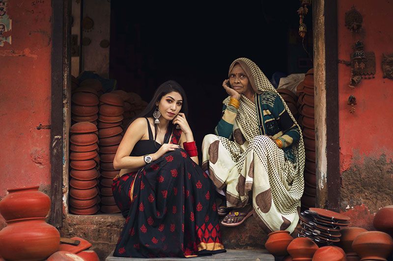 Mujeres de diferentes culturas. Mujeres de diferentes culturas.