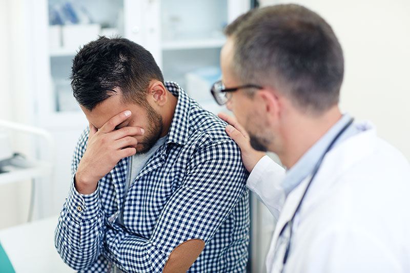 Doctor y su paciente