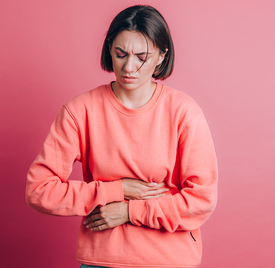 Persona con dolor intestinal